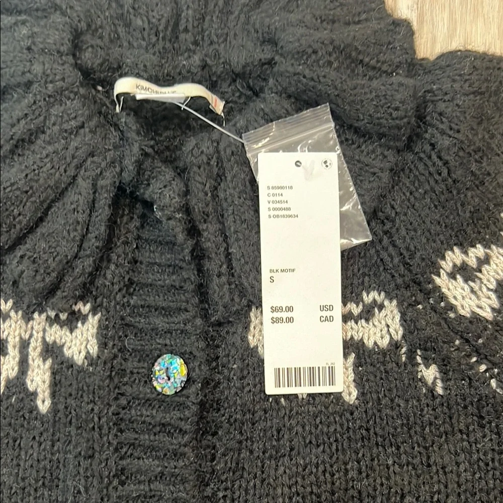 Urban Outfitters Black and White Cowl Neck Sweater - Picture 2 of 9